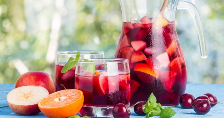 Red, White, or Rosé: Choosing the Perfect Wine for Sangria