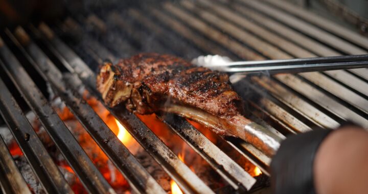 Experience the Art of Steak at a Tomahawk Steak Destination