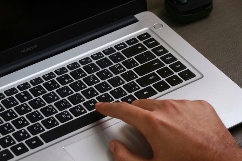 Experience True Anonymity with NotesOnline's Note-Sending Service