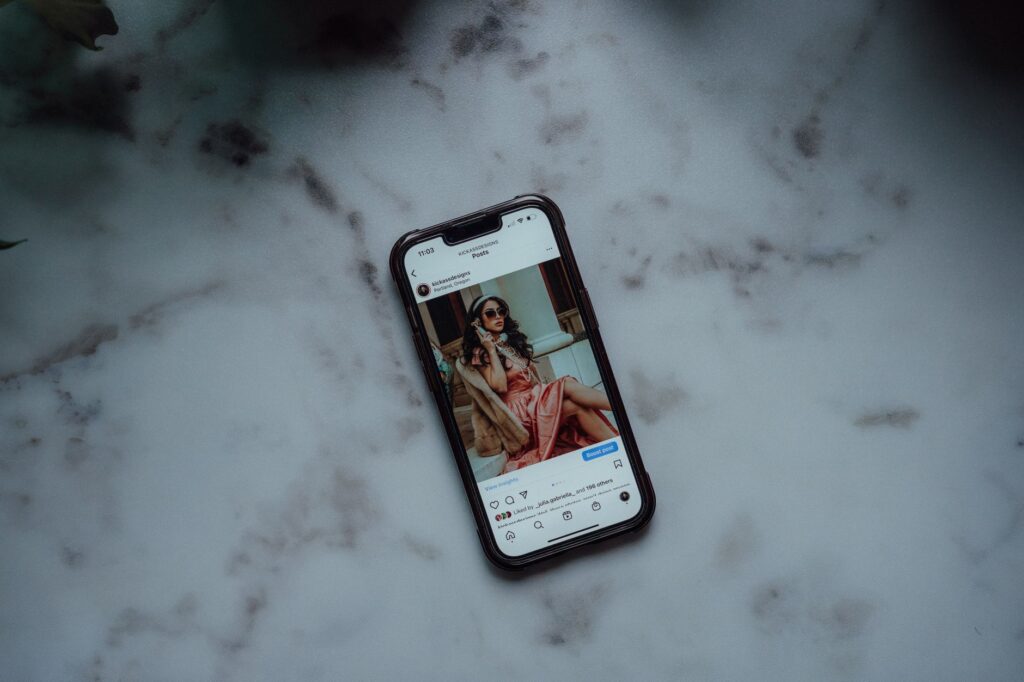 How to Use Stories and Reels to Increase Instagram Engagement