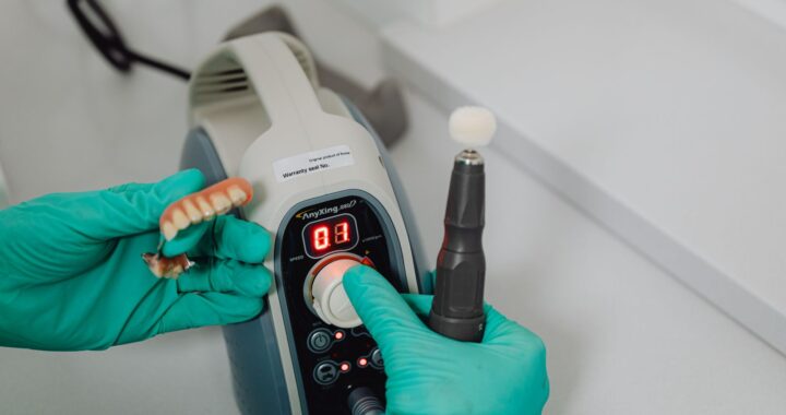“Transforming Oral Health: Los Angeles Dental Lab Excellence”